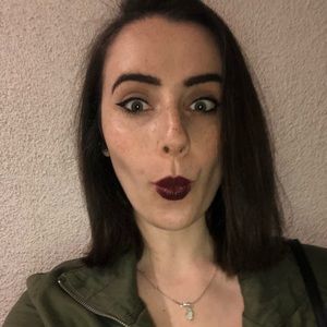 Meet your Posher, Noa